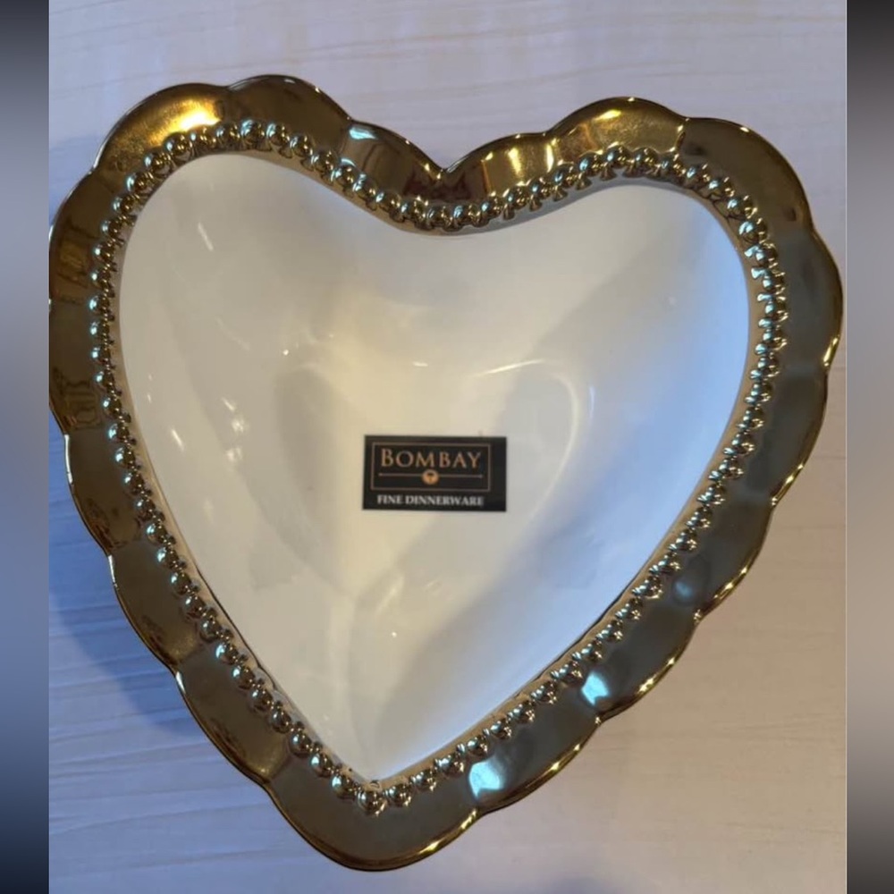 Bombay Heart-Shaped Decorative Dish